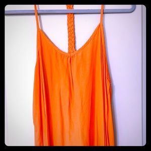🧡 Women’s braided dressy tank! 🧡